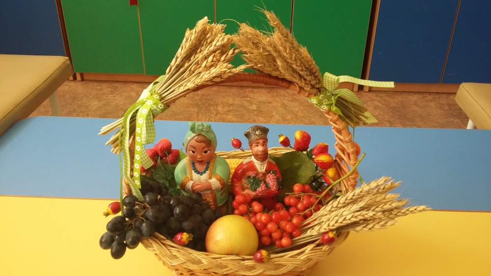 Поделка пчела