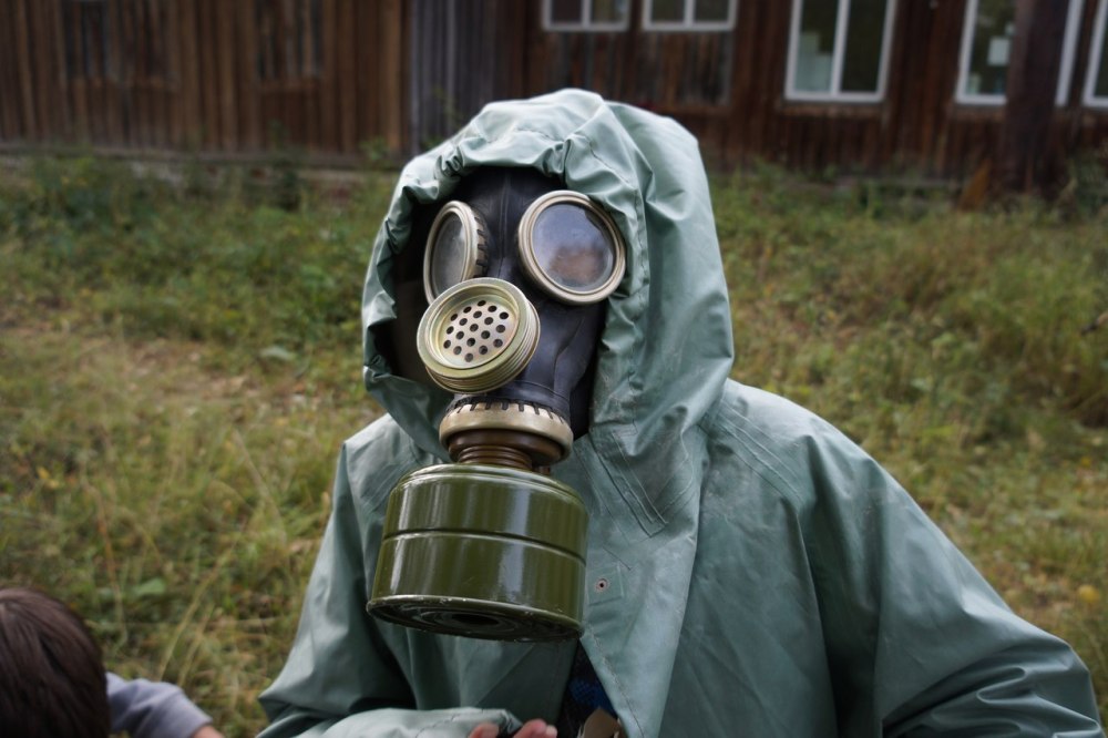 Чернобыль сталкер в противогазе