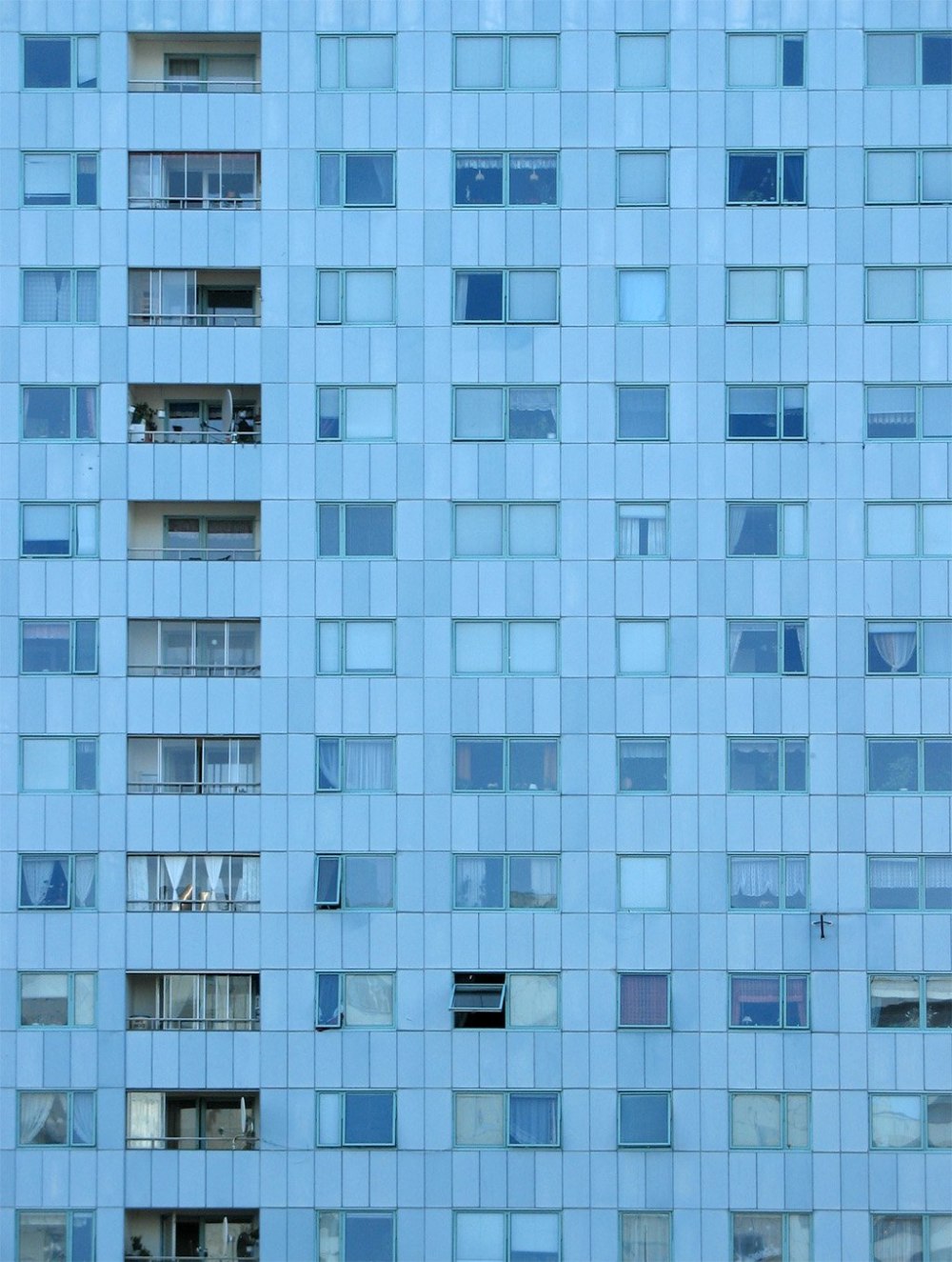Многоэтажки аниме
