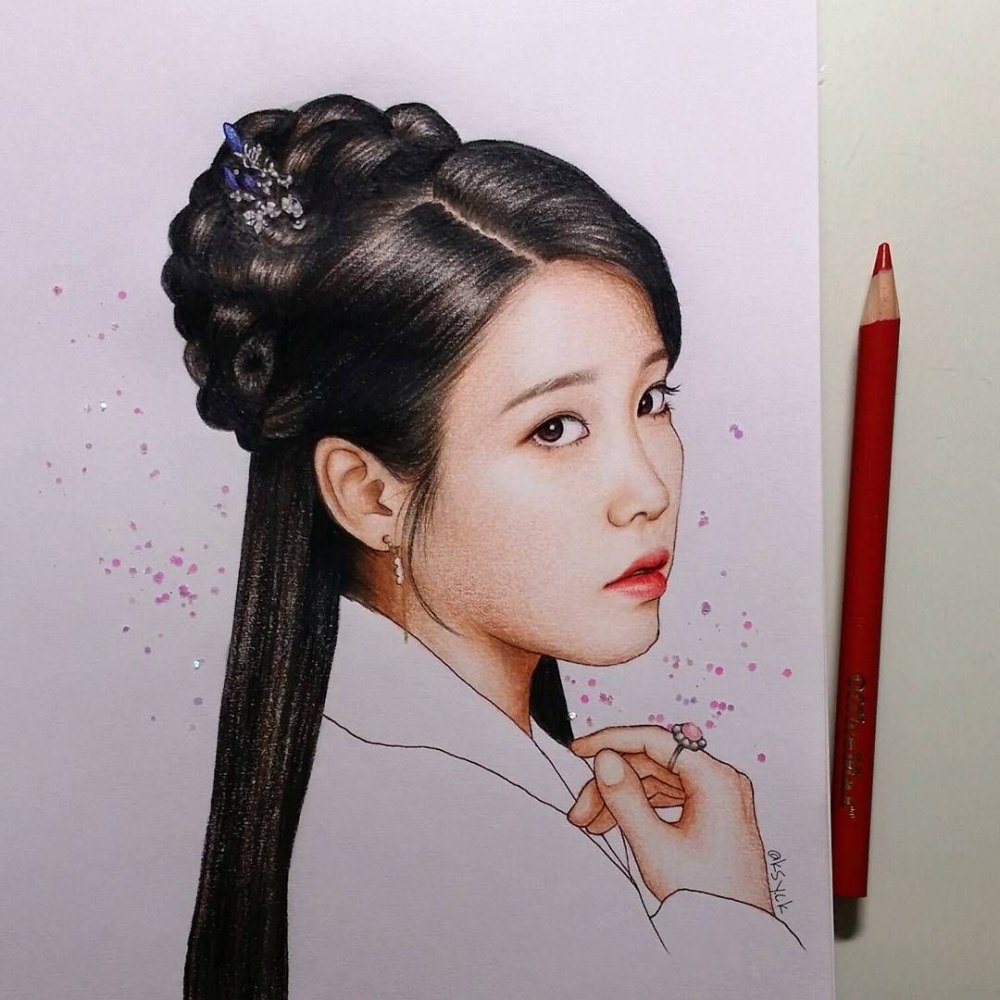 IU портрет