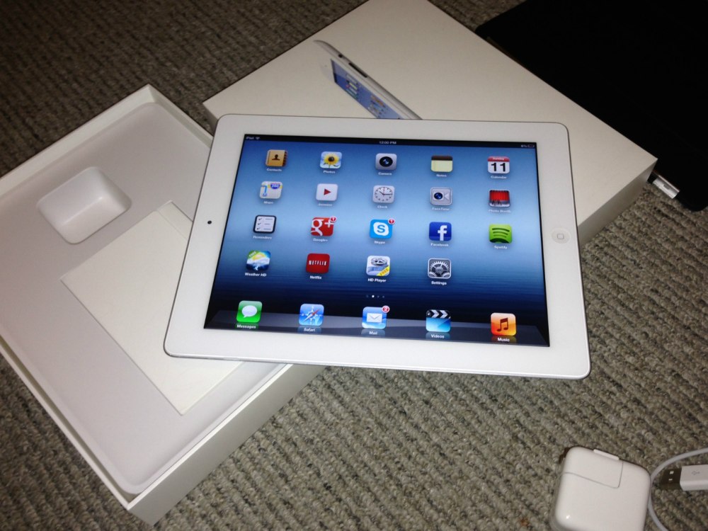 IPAD 3 белый