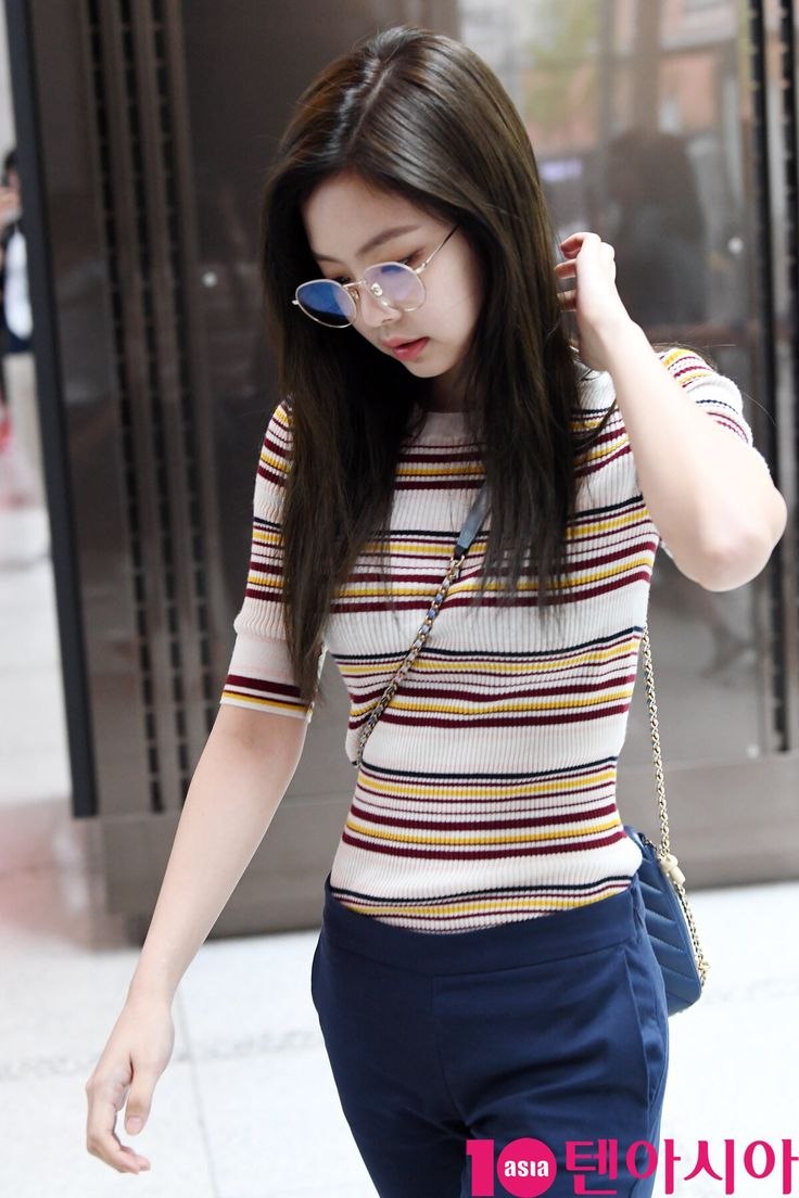 BLACKPINK Jennie Airport Style 2020