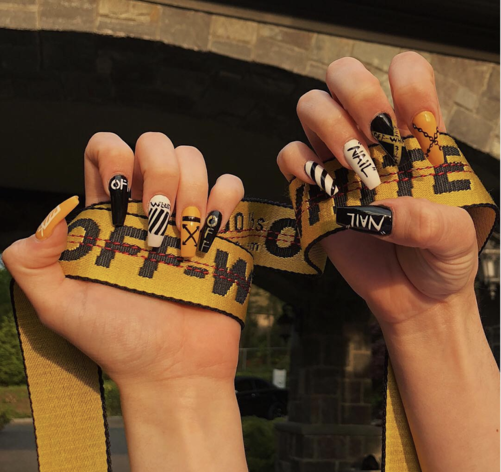 Стиль off White ногти