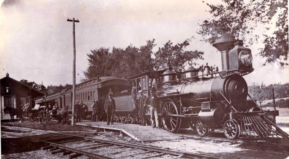 Первая электрическая железная дорога 1879