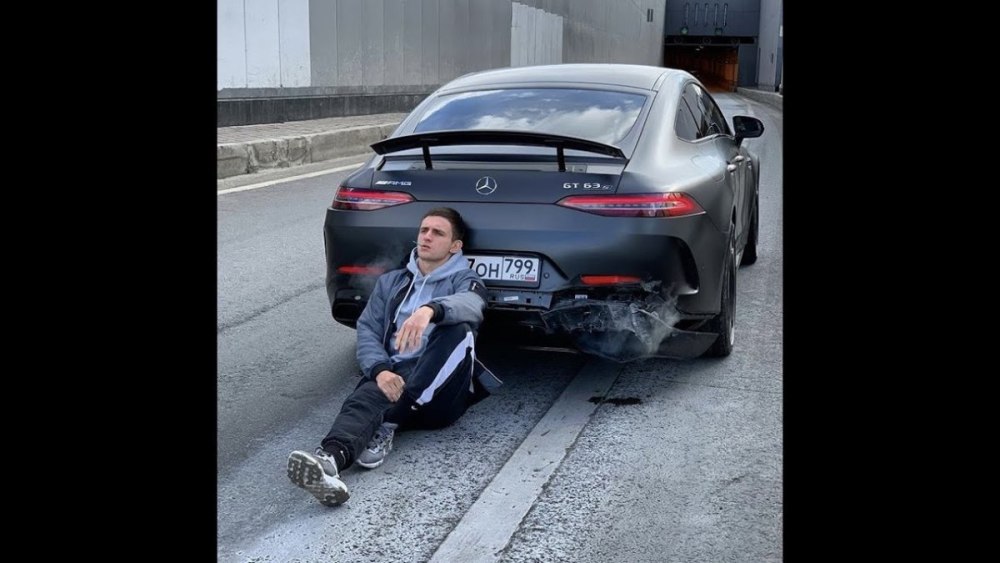 Porsche Taycan 4s i