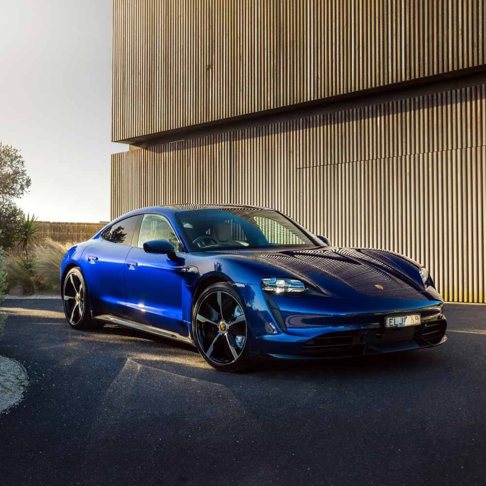 Taycan 4s Blue