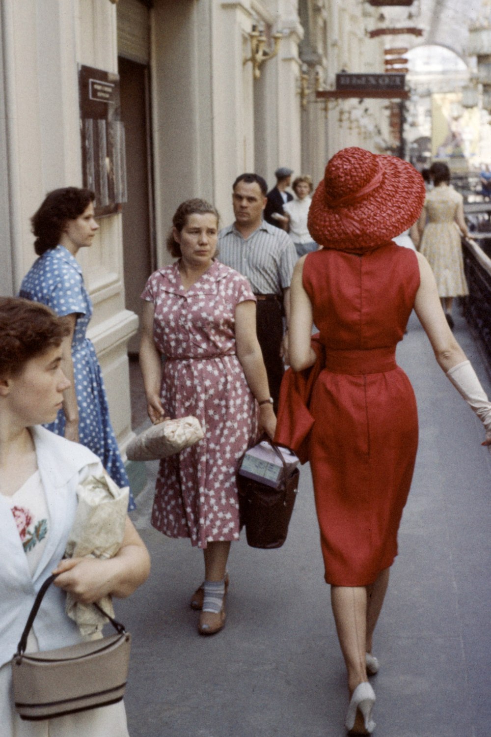 Показ Кристиан диор 1959 в Москве