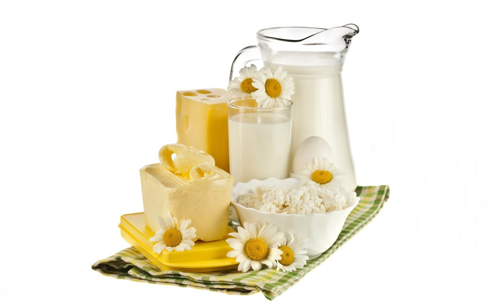 Корова молоко