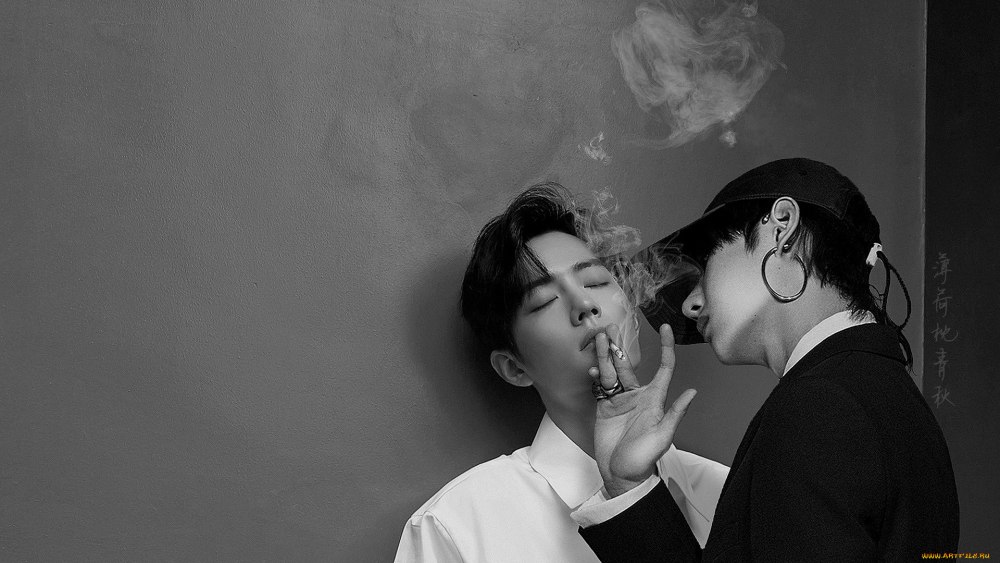 Wang YIBO Xiao Zhan поцелуй