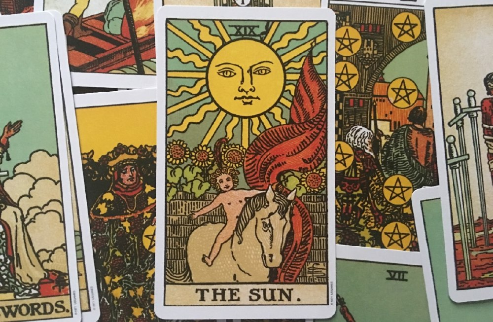 Карты Таро the Sun и the Moon