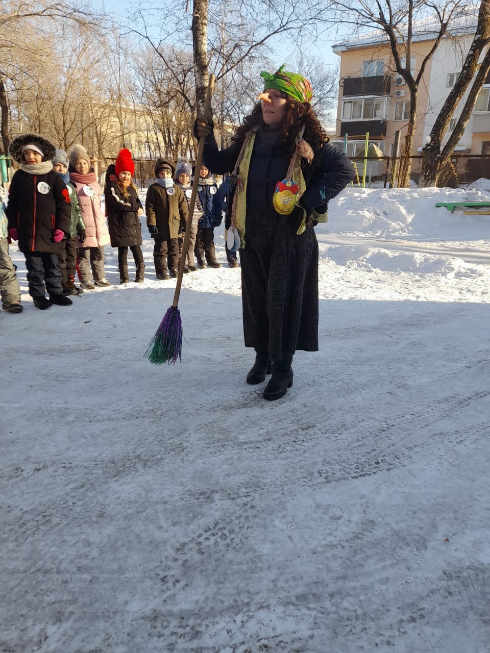 Колобок бабушка и дедедушка