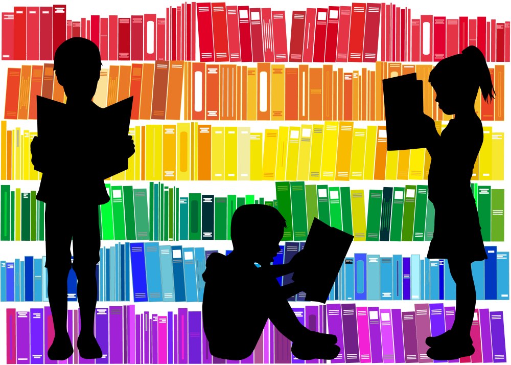 Силуэт ребенка с книгой