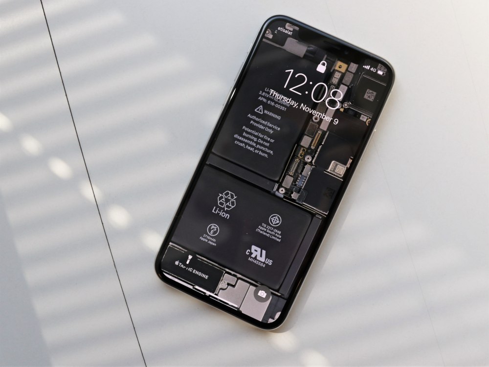 Прозрачный айфон