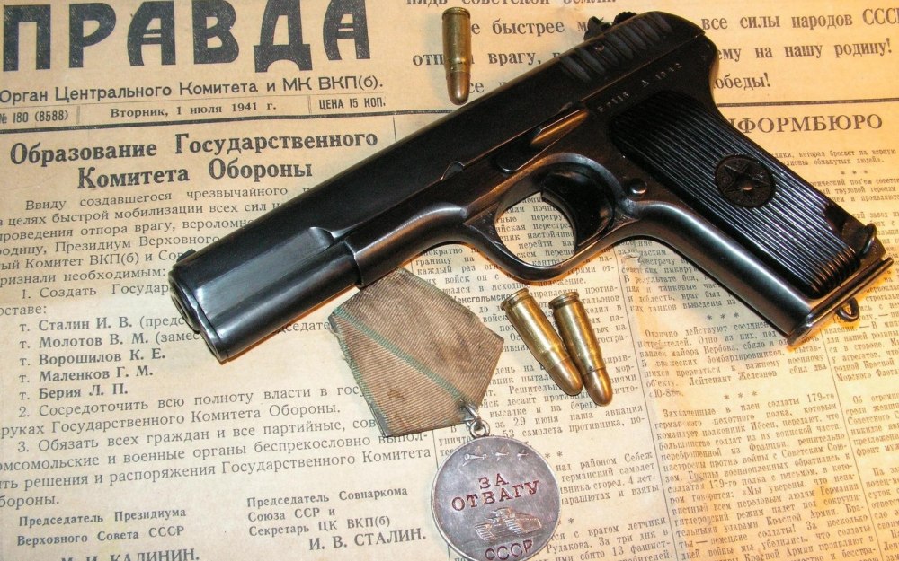 Пистолет Стечкина и Макаров