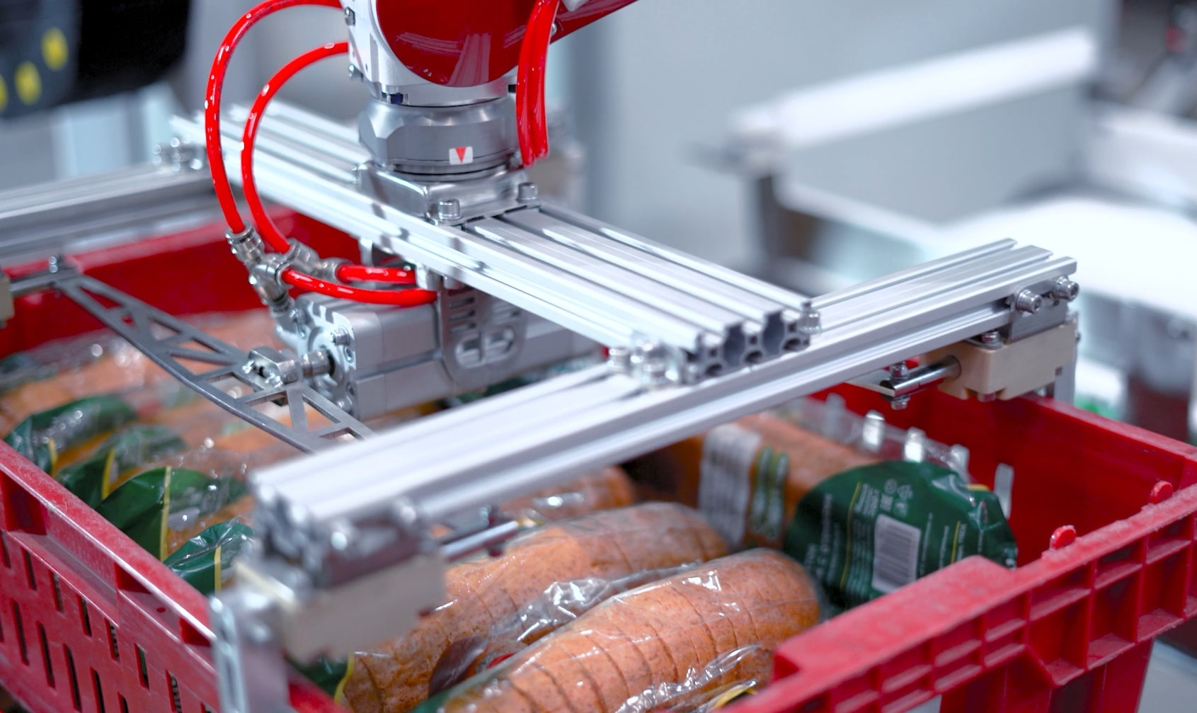 Бесспорное производство. Автоматизация производства. Роботизация пищевой промышленности. Роботы на производстве. Роботизация мясной промышленности.