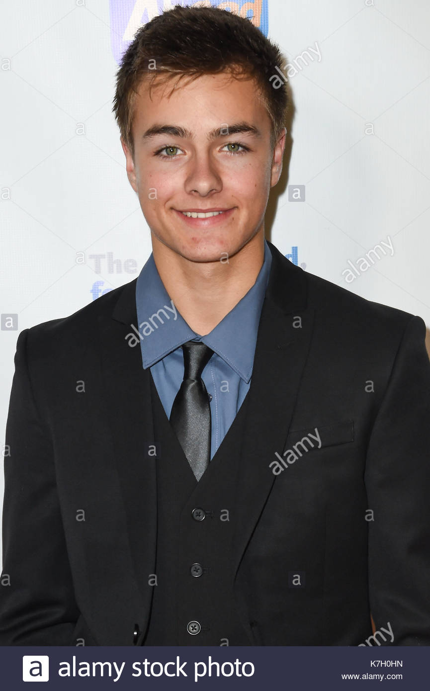 Payton Moormeier мерч