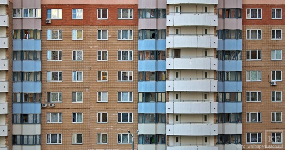 Стена панельного дома