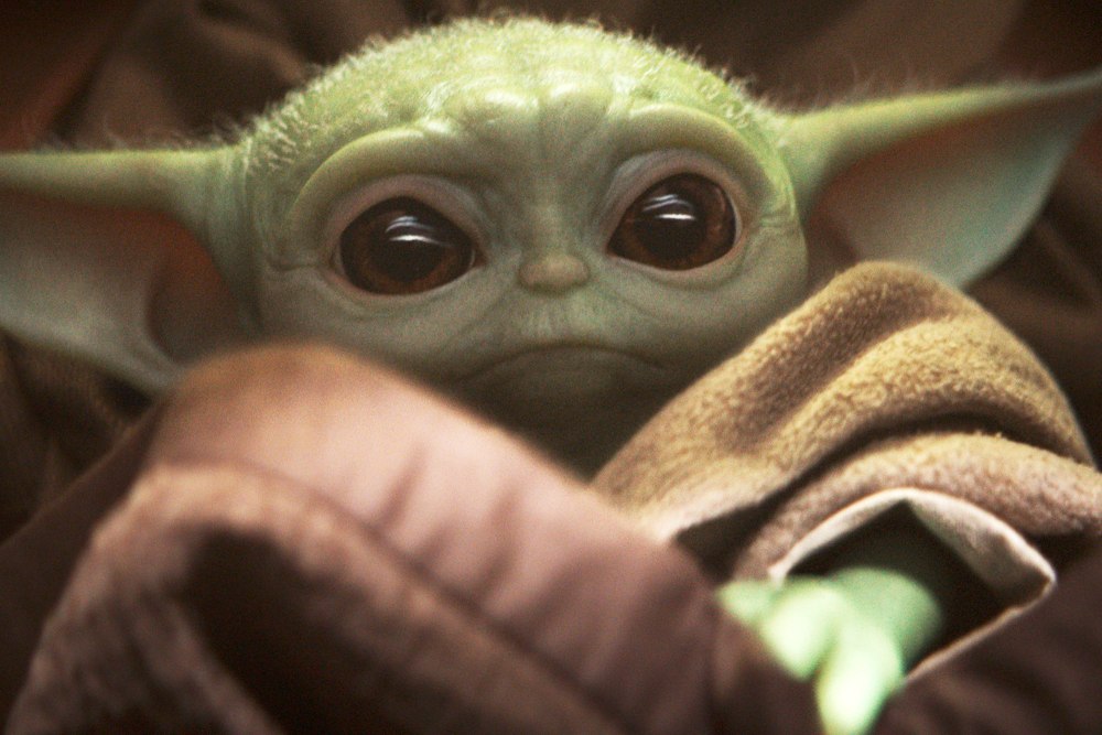 Игрушка Baby Yoda Star Wars Mattel