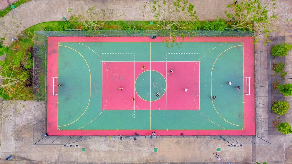 Basketball Court gabariti