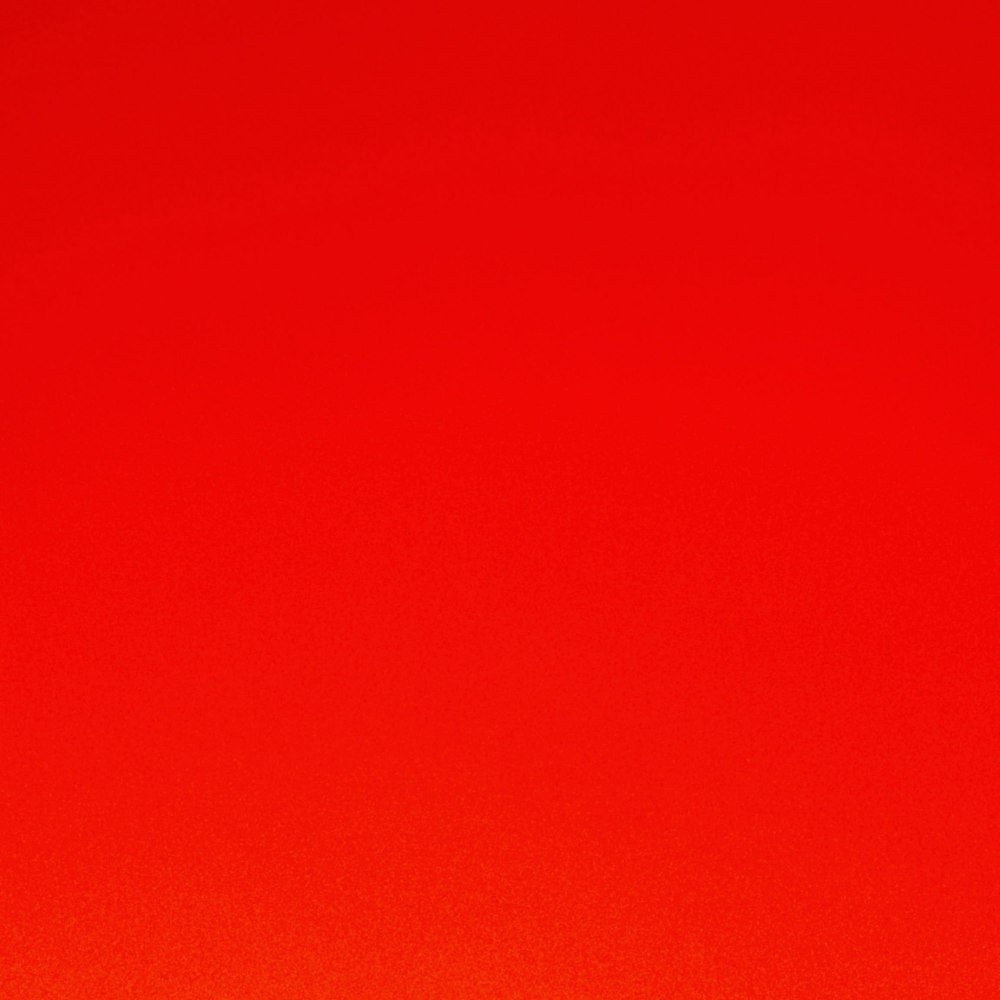 Красный фон чистый