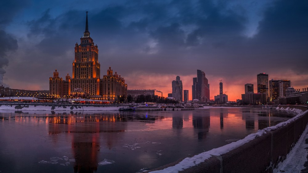Ночной вид с балкона
