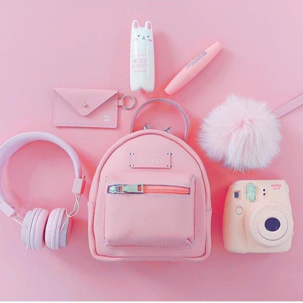 Розовые вещи