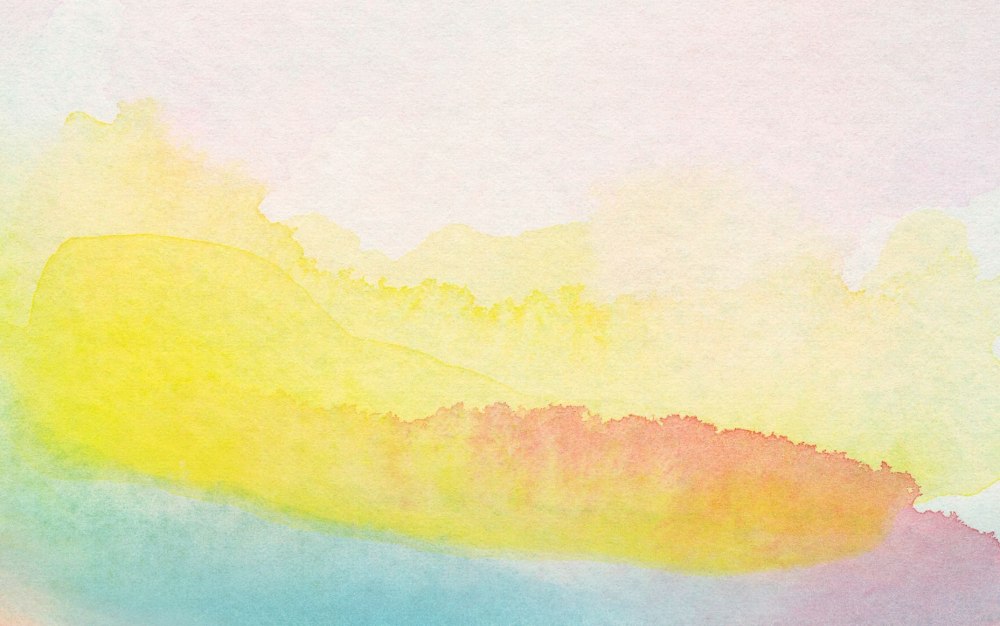 Желтые разводы акварель