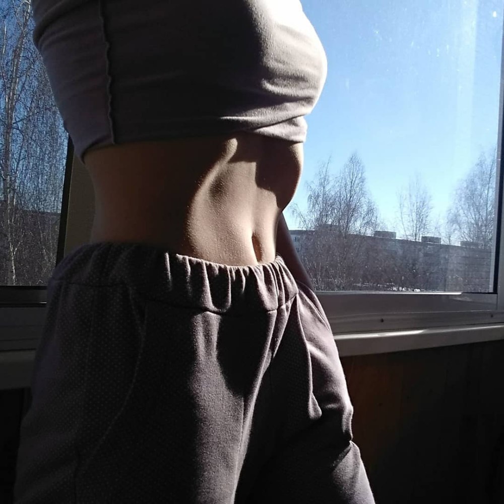 Талия без лица
