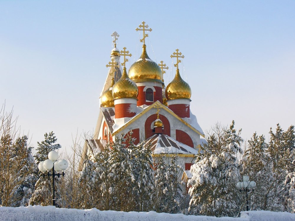 Церковь в Волгограде на Мамаевом Кургане зимой