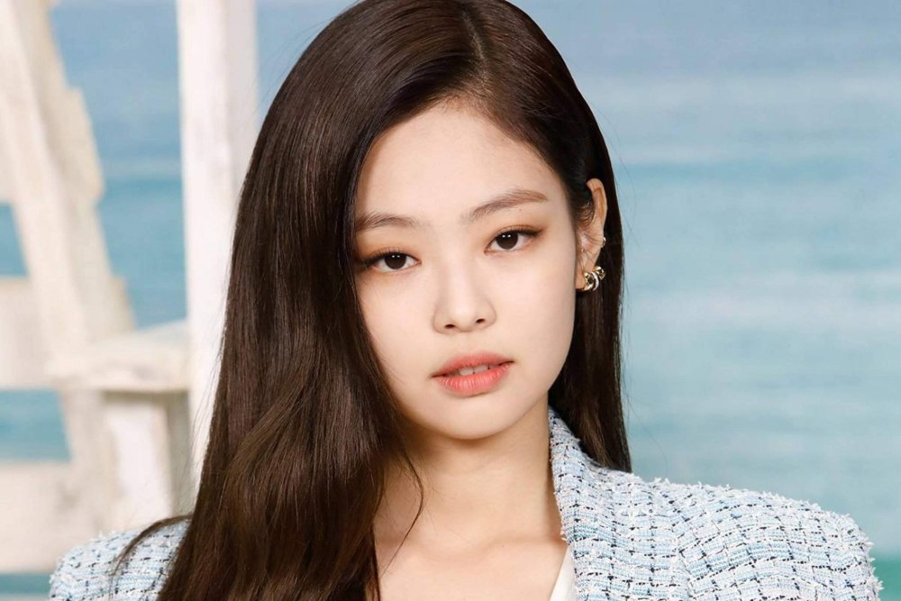 Группа BLACKPINK Дженни