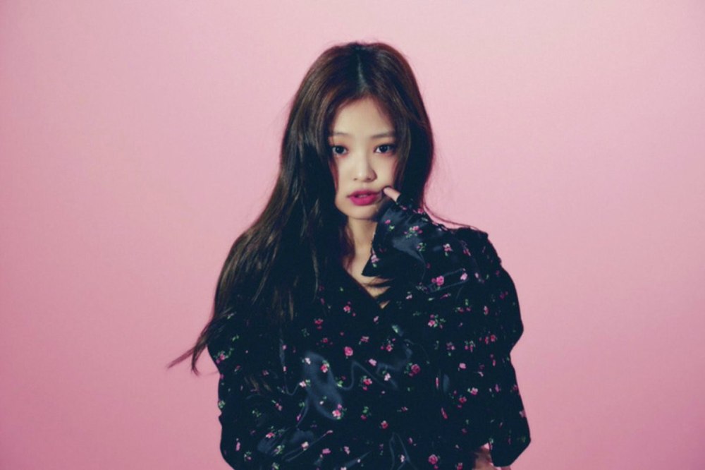 Блэк Пинк Jennie