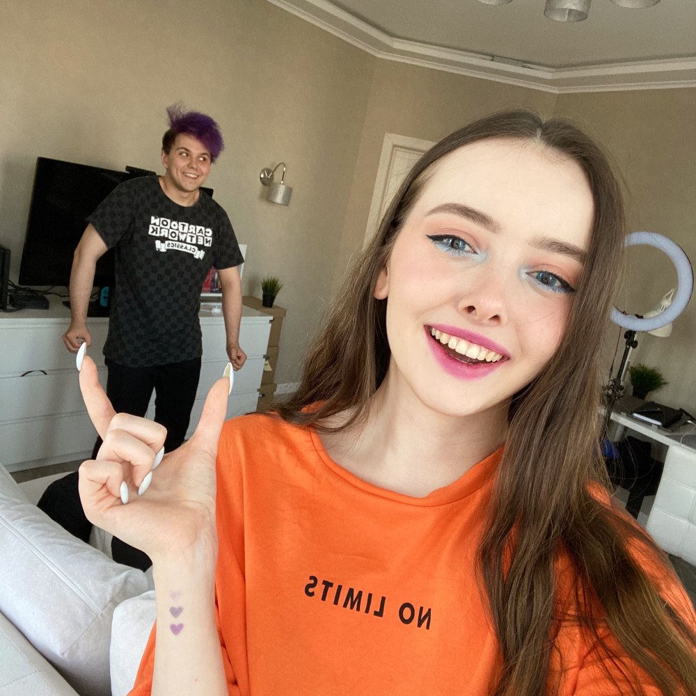 Melly Вэлл