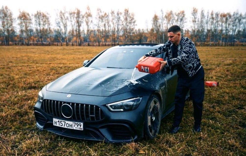 Taycan Turbo s Литвин