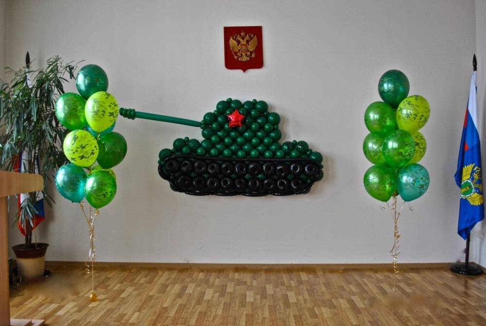 Танк из шаров
