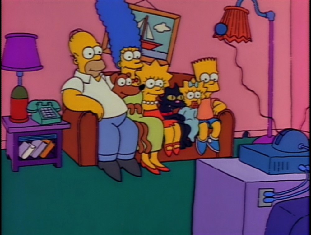 The Simpsons на диване