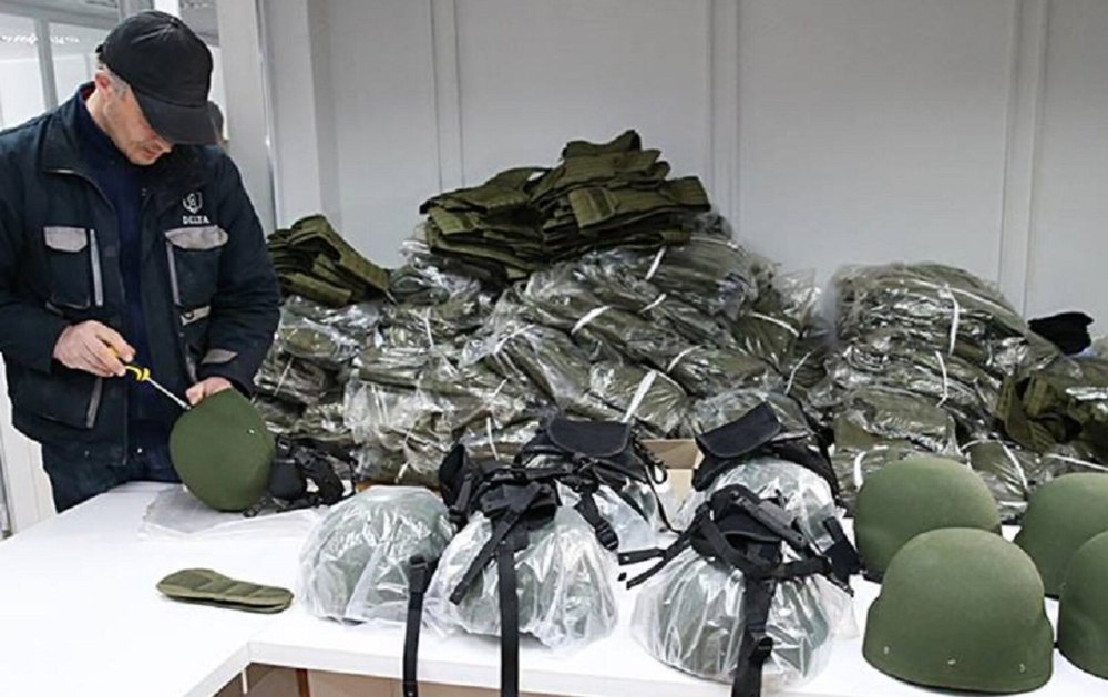 Военное снаряжение с завода